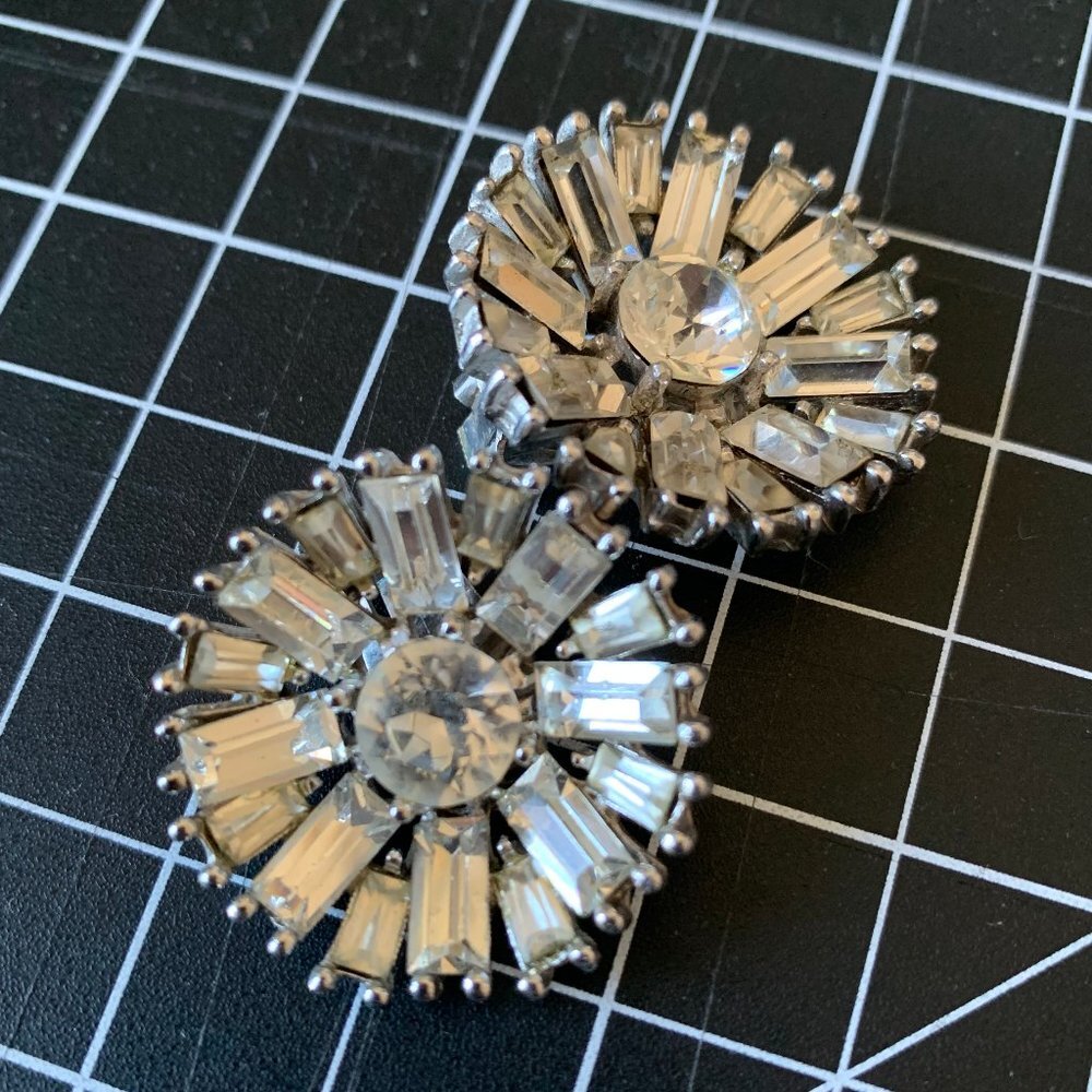 Vintage Rhinestone Clip On Earrings